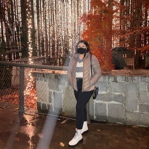 Meet your Posher, Priscilla